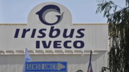 Iris Bus Iveco - La Speranza Cinese per la Salvezza dei Lavoratori a Rischio.